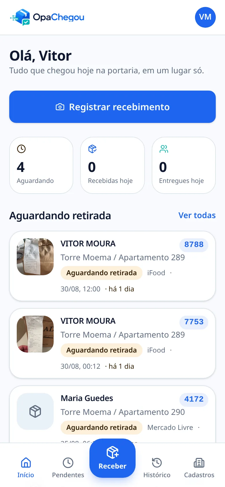 Tela inicial do aplicativo OpaChegou mostrando encomendas aguardando retirada na portaria