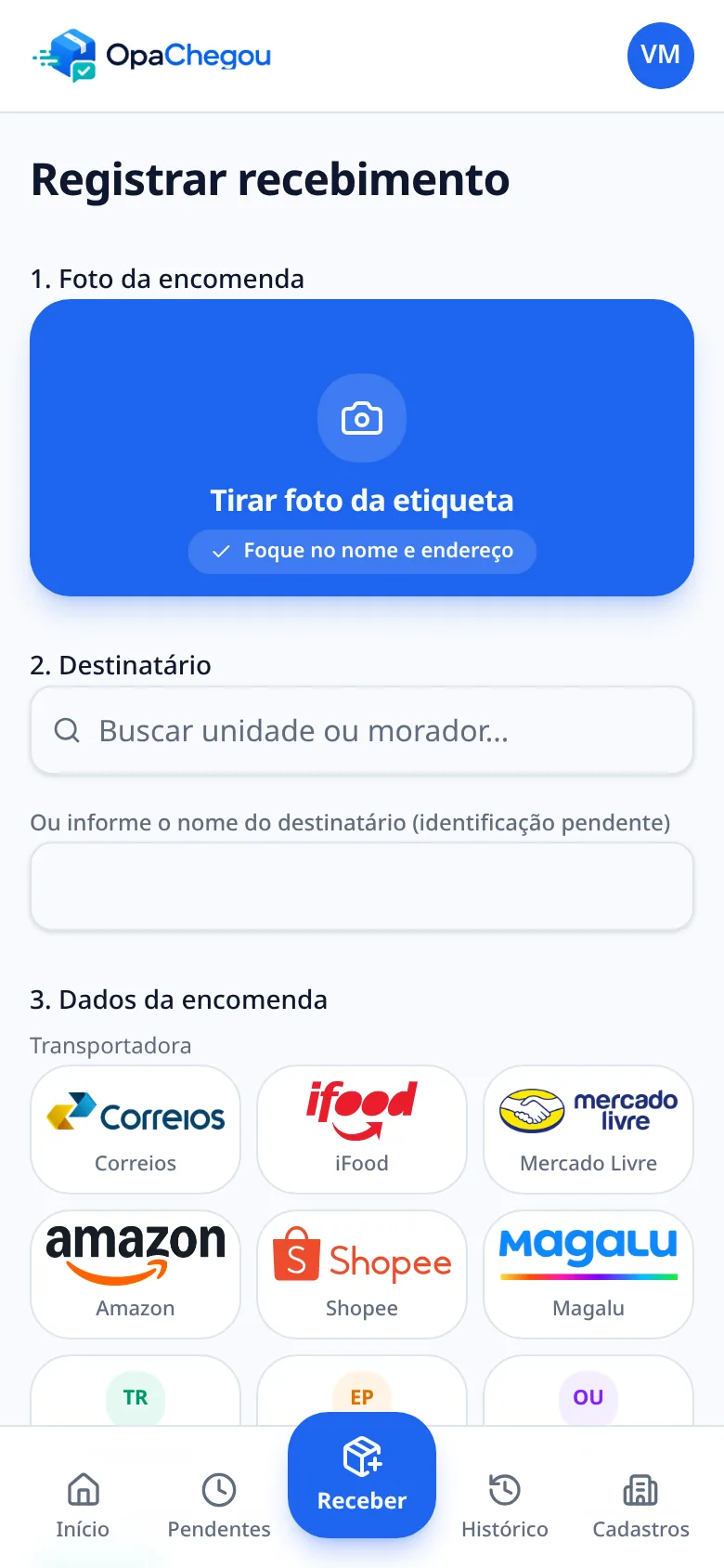 Tela de registrar recebimento do OpaChegou com o botão de tirar foto da etiqueta e a lista de transportadoras